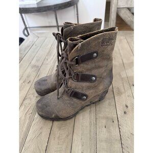 Sorel Joan Of Arctic Lace Up Wedge Mid Calf Boots Booties Green Suede Size 6.5
